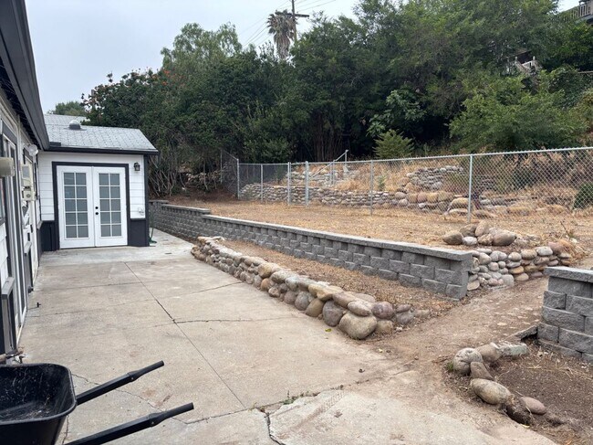 Building Photo - 2315 Bonillo Dr