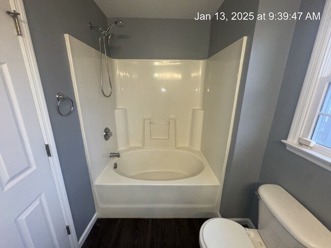 Building Photo - 6300 Bent Tree Dr