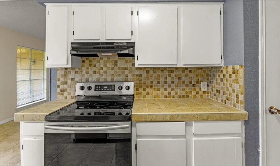 Building Photo - 7013 Powderhorn Ct