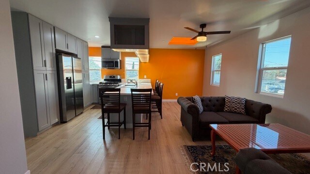 Primary Photo - 2413 La Crescenta Ave