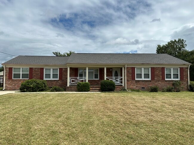 Primary Photo - 752 Kempsville Rd