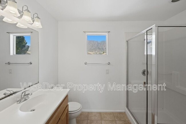 Building Photo - 1087 Waterfall Way