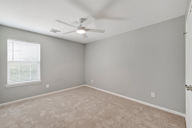 Building Photo - 3934 Brook Garden Ln