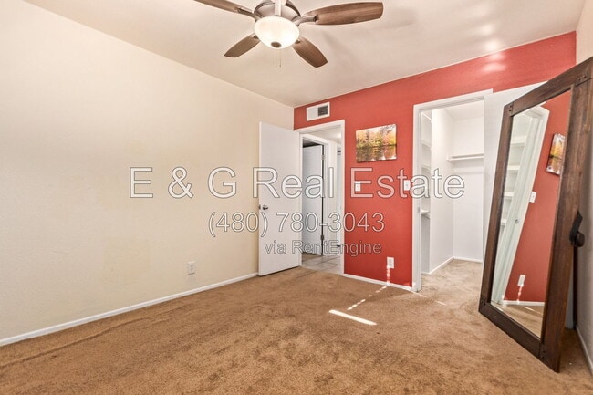 Building Photo - 3626 N 37th St