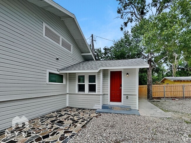Building Photo - 829 E Orange St