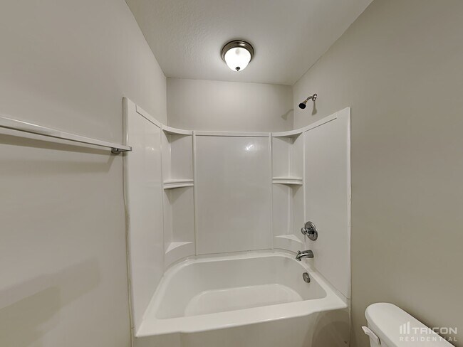 Building Photo - 175 Stanley Ct