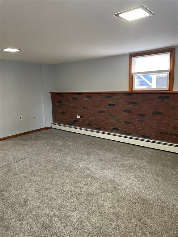 Building Photo - 9 Hall St