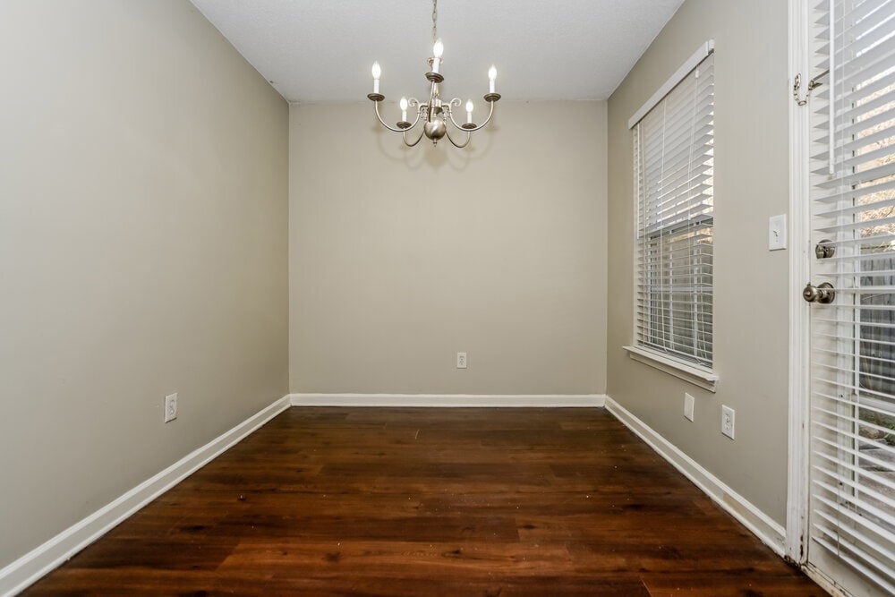 Building Photo - 128 Lossie Ln