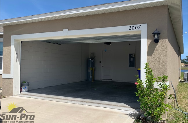 Building Photo - 2007 Glenbrooke Rd.