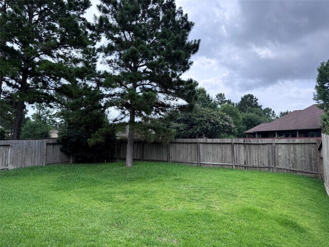 Building Photo - 151 Forest Heights Ln