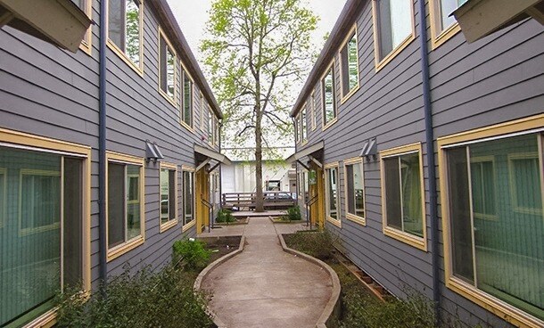 Building Photo - Firland