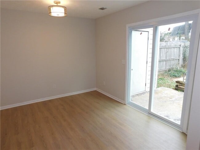 Building Photo - 3589 N Hopkins Ct