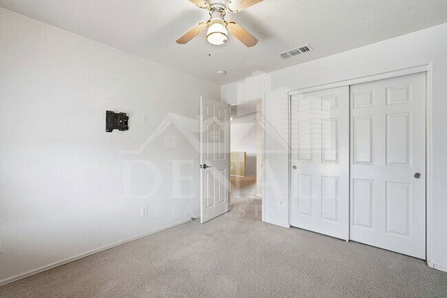 Building Photo - 11319 W Madisen Ellise Dr