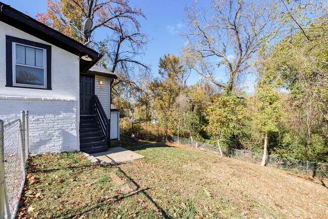 Building Photo - 257 Gordon Ave