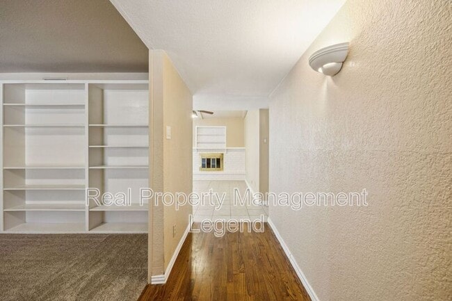 Building Photo - 1312 Goodwin Dr