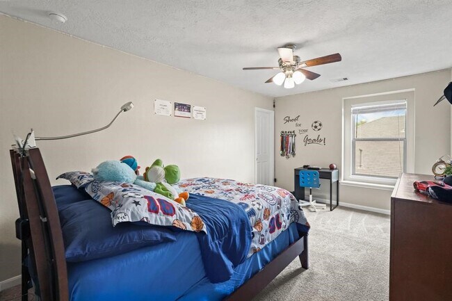 Building Photo - 6719 Path Way Ct