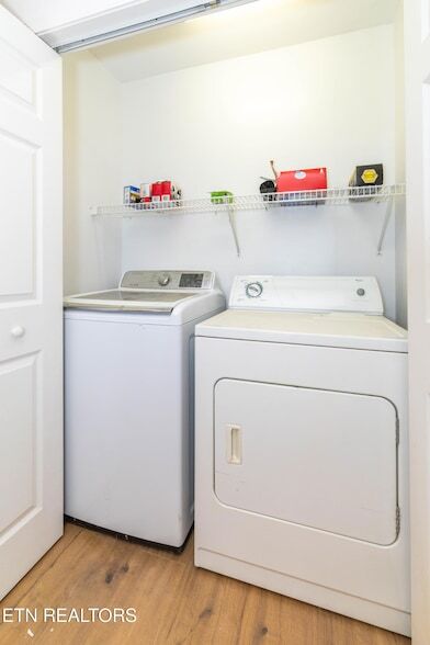 Building Photo - 7037 Wakan Ln