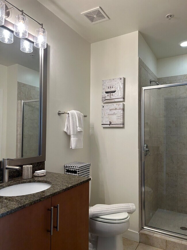 Building Photo - 300 S Church St