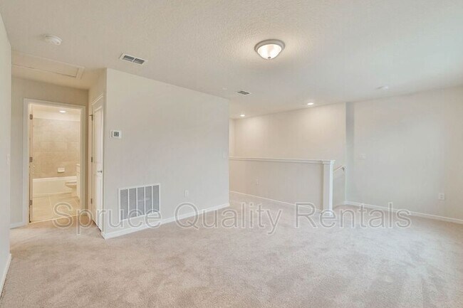 Building Photo - 7726 Syracuse Dr