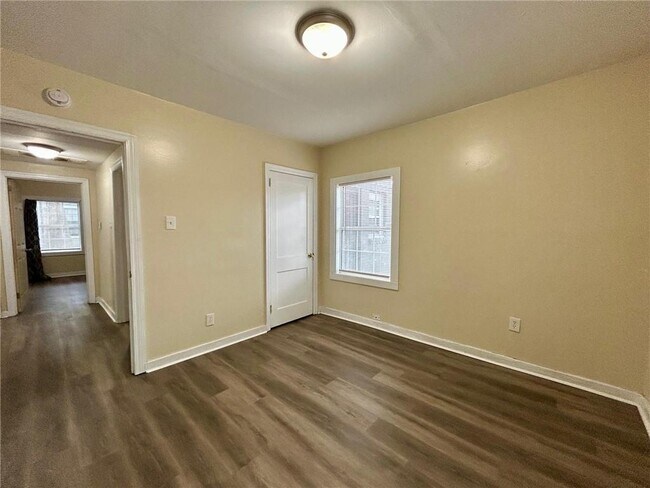 Building Photo - 2861 Ralston Rd