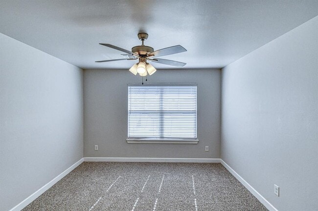 Building Photo - 3313 Mt Nebo Dr