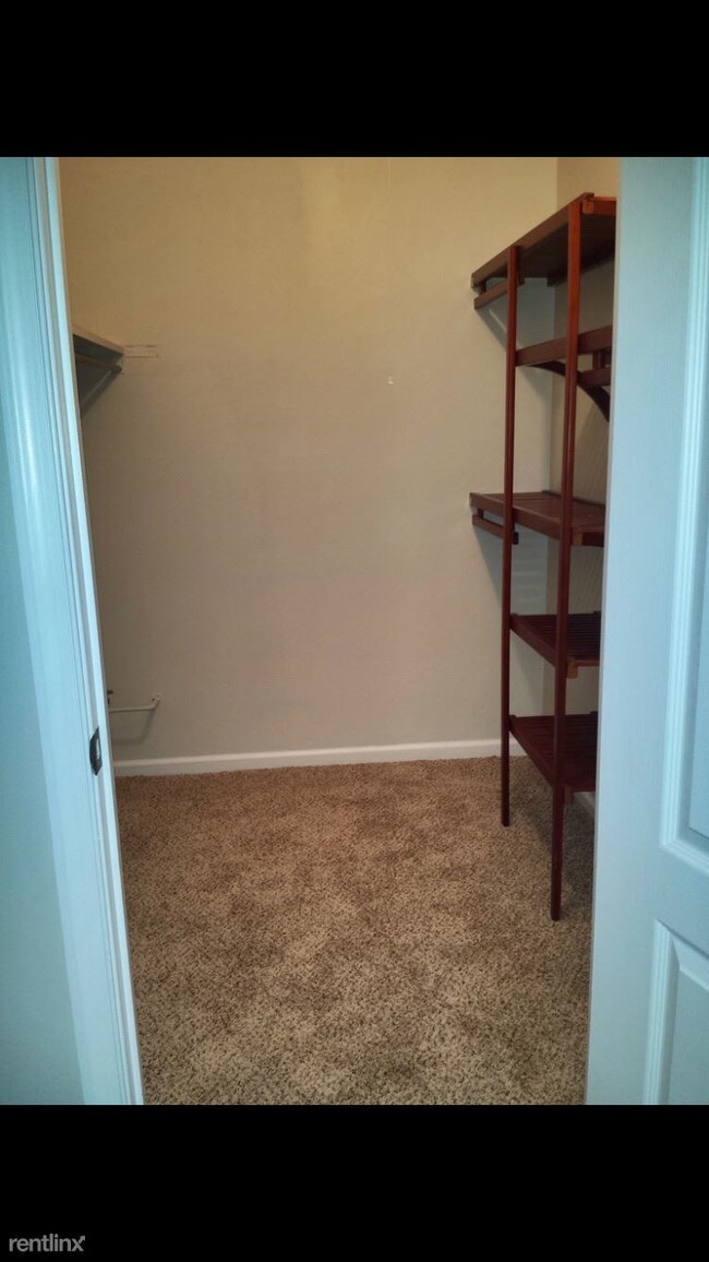 Building Photo - 2 br, 1 bath Condo - Clusters of Lexton