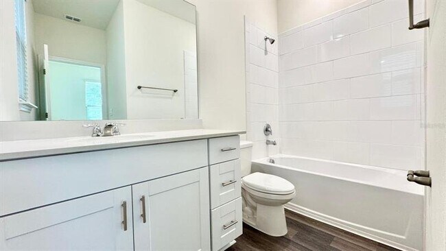 Building Photo - 11170 Hollow Bay dr