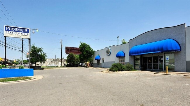Building Photo - 1408 W 47th St