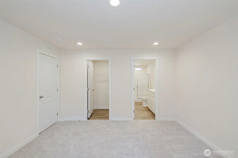 Building Photo - 2535 70th Ave SW