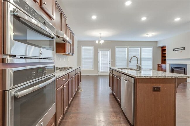 Building Photo - 809 Ivy Vine Pl