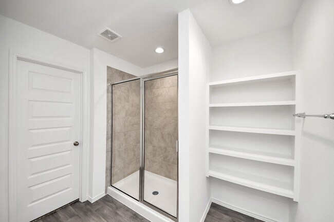 Building Photo - 2007 Woodlark Way