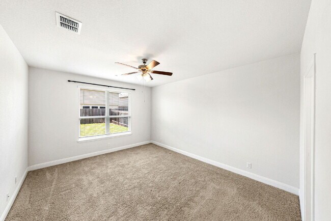 Building Photo - Pools, Waterslides, Fitness Center, Fishing, Splash Pad and MORE!