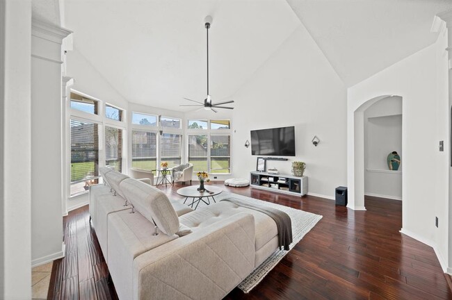 Building Photo - 2615 Cobble Springs Ln
