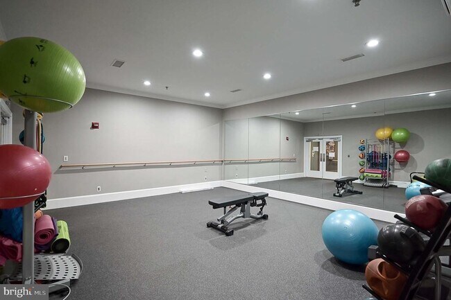 Building Photo - 1570 Spring Gate Dr.