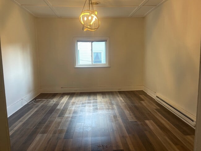 Building Photo - 206 S Melcher St