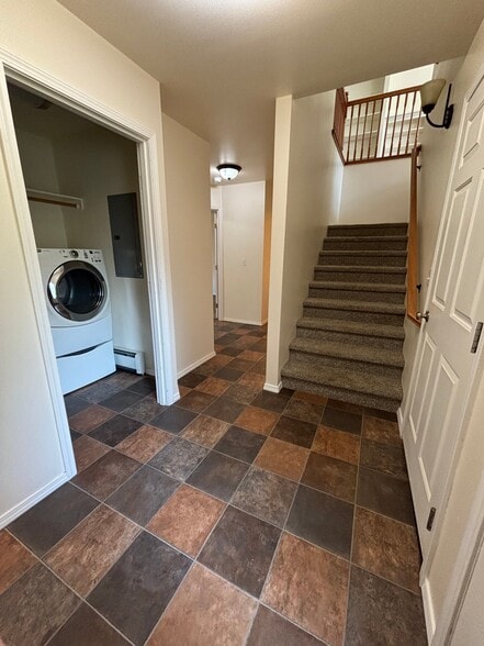 Building Photo - 20713 Mountain Vista Dr