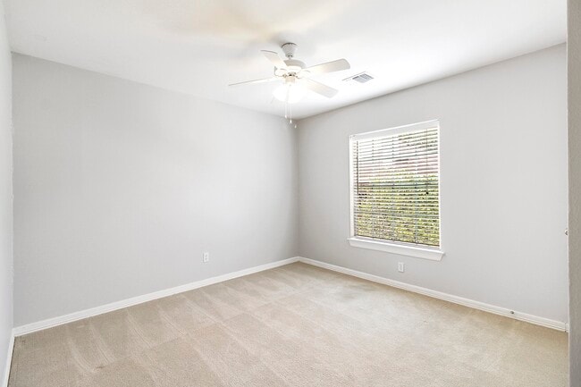 Building Photo - 14127 Swallowfield Dr