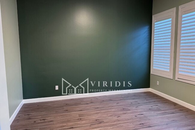 Building Photo - 9303 Via Lugano