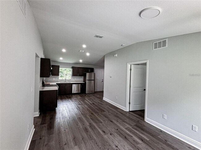 Building Photo - 13315 SE 38th Ct