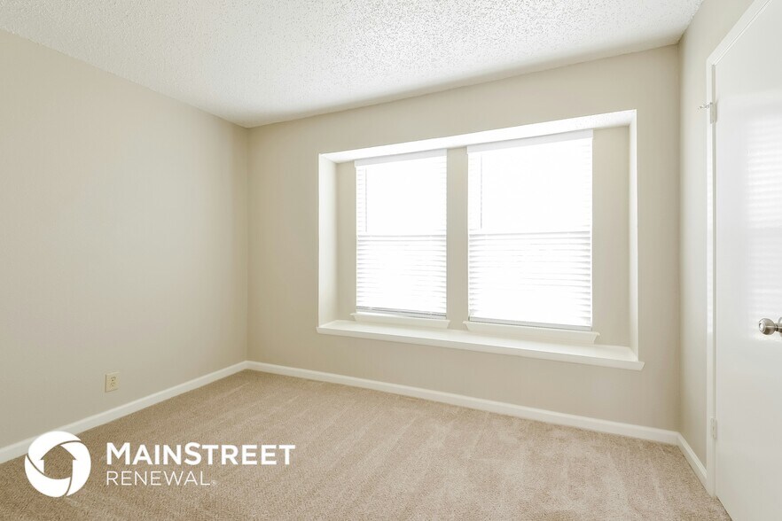 Building Photo - 7110 Ridge Port Dr