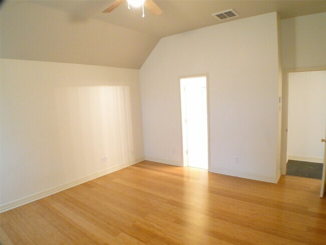 Building Photo - 20606 Palm Rain Ct