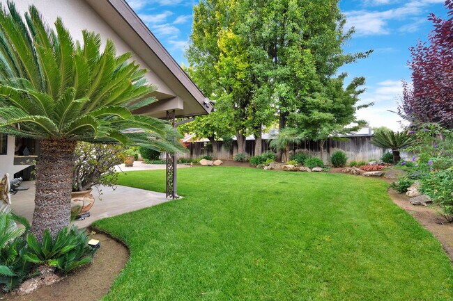 Building Photo - 1607 S Timmy Ave