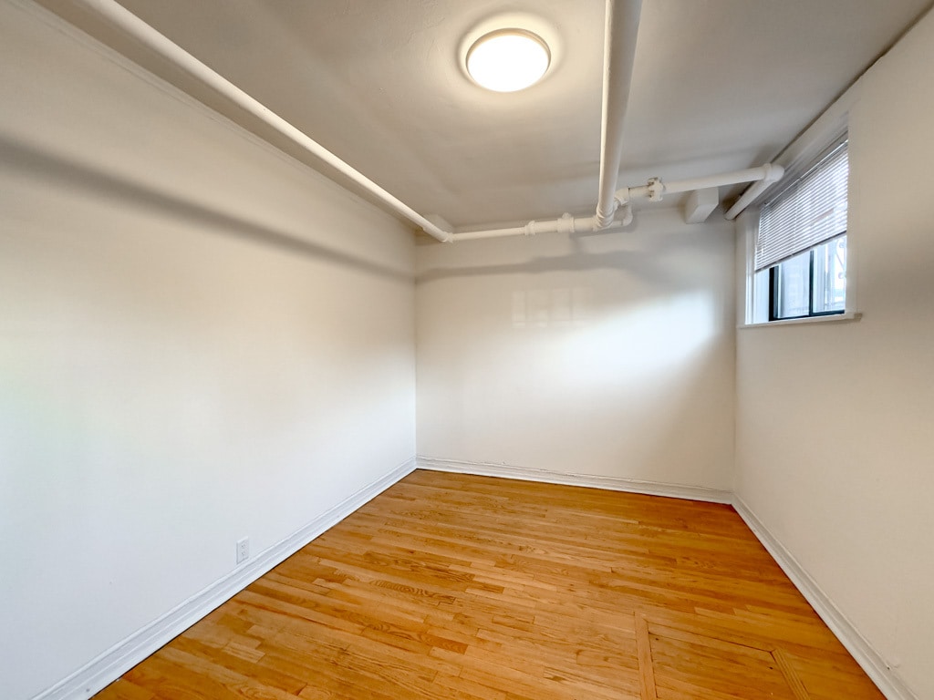 Building Photo - 3024 N Halsted St