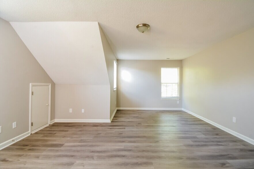 Building Photo - 5321 Botany Bay Dr