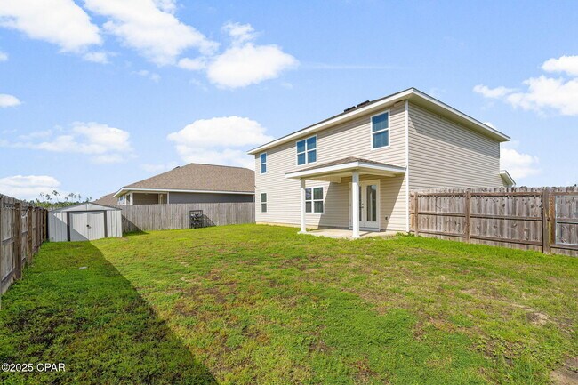 Building Photo - 5832 Viking