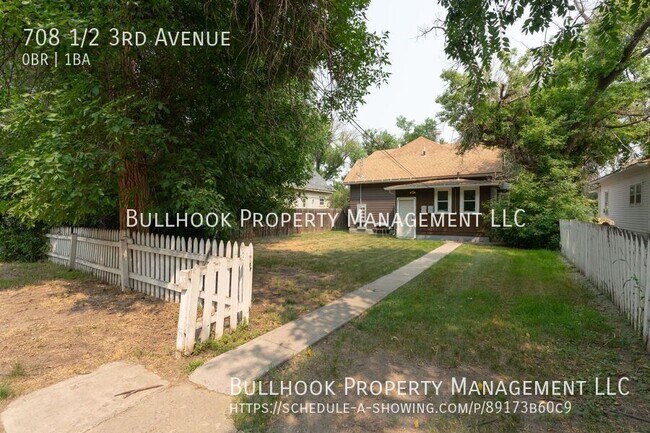 Building Photo - 708 1/2 3rd Avenue-