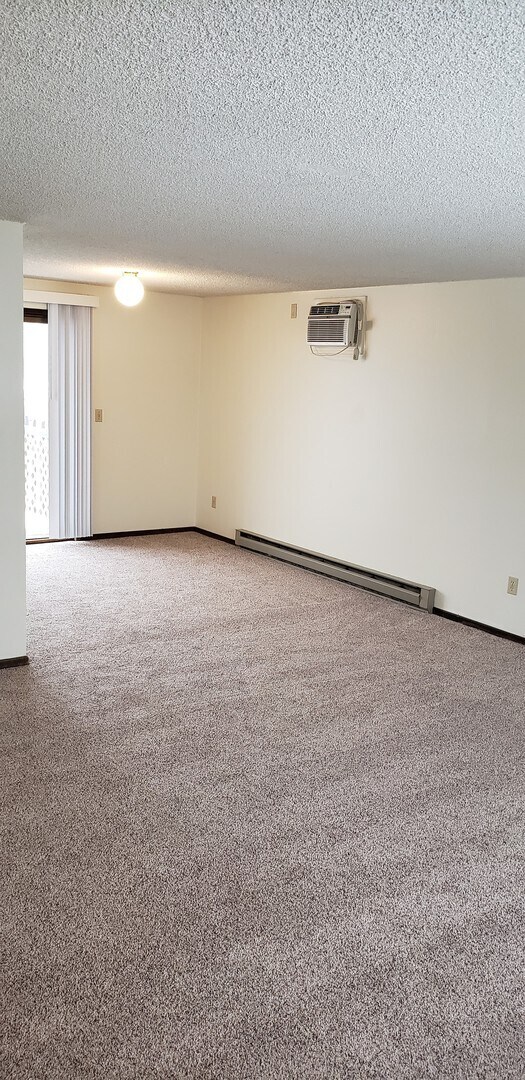 Building Photo - 1022-1024 N. Best Rd