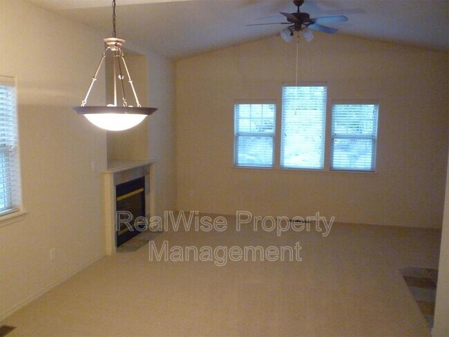Building Photo - 1399 NW Fort Clatsop St