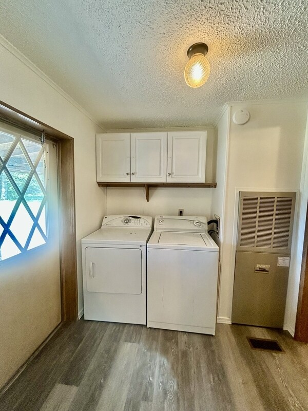 Building Photo - 2453 E 66th Terrace