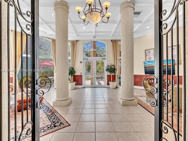 Building Photo - 17150 N Bay Rd